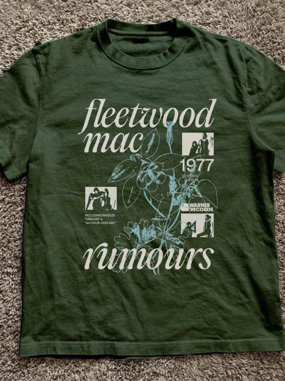 Gildan Forest Green Fleetwood Mac Rumours Graphic Tee